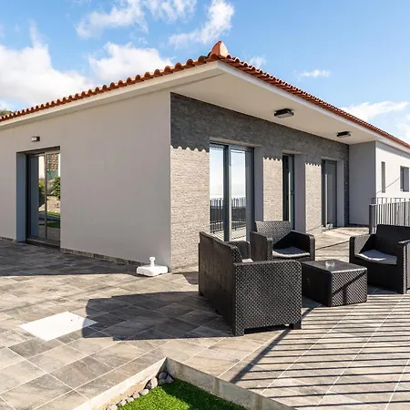 Casa Barros Serra *