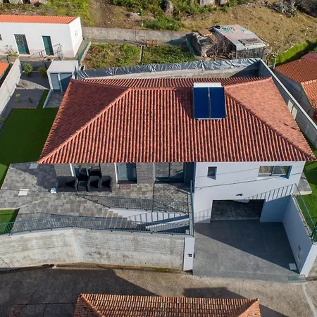 度假居 Casa Barros Serra *